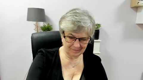 I R I S online show from 05/06/26, 06:19