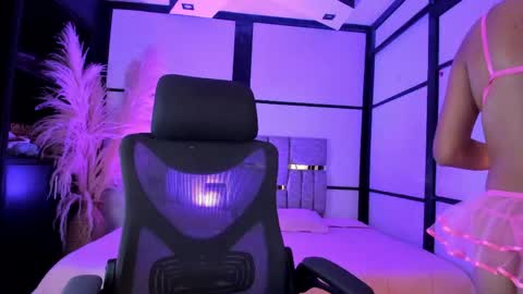 Iris Fyre  online show from 04/14/26, 01:17