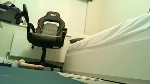 irish_sub online show from 12/19/25, 06:15