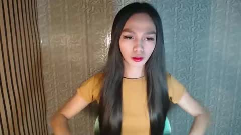 IRISH AND TRIXIE online show from 04/20/26, 02:03