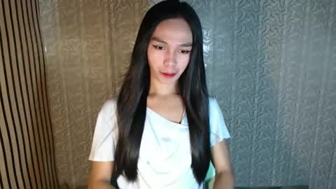 IRISH AND TRIXIE online show from 04/23/26, 01:51