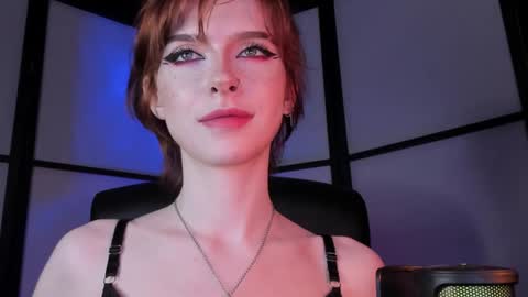 Snapshot of irisice chatting on 12/10/24, 09:23 Miss Iris Fansly Miss Iris new inst. online show from 12/10/24, 09:23