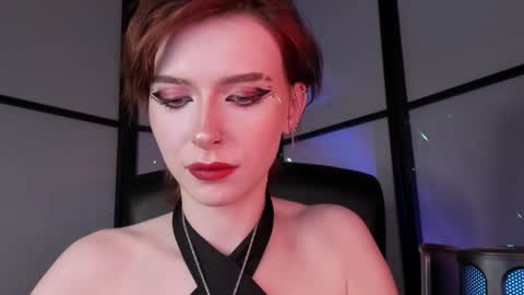 Snapshot of irisice chatting on 12/13/24, 07:32 Miss Iris Fansly Miss Iris new inst. online show from 12/13/24, 07:32