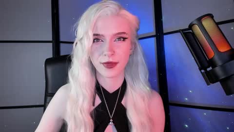 Snapshot of irisice chatting on 01/28/25, 02:42 Miss Iris Fansly Miss Iris new inst. online show from 01/28/25, 02:42