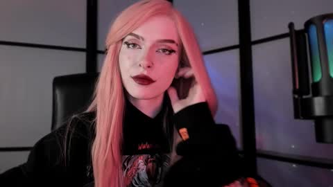 Snapshot of irisice chatting on 02/21/25, 12:17 Miss Iris Fansly Miss Iris new inst. online show from 02/21/25, 12:17