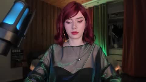 Snapshot of irisice chatting on 11/14/25, 08:07 Miss Iris Fansly Miss Iris new inst. online show from 11/14/25, 08:07