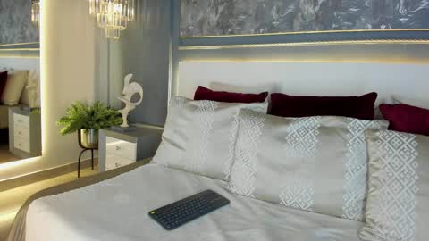    online show from 03/27/26, 03:45