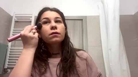 Snapshot of irisreynolds chatting on 02/16/25, 03:37 Maria online show from 02/16/25, 03:37