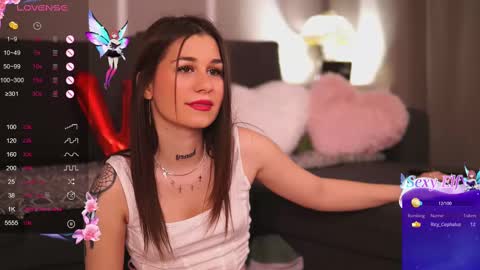 Snapshot of irisreynolds chatting on 02/16/25, 06:43 Maria online show from 02/16/25, 06:43