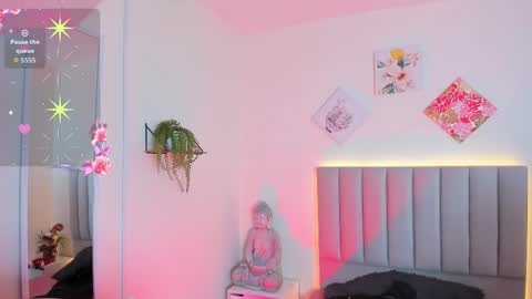 Iris online show from 11/25/25, 03:28