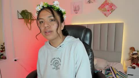 Iris online show from 11/29/25, 03:53