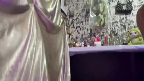 iriss_fox online show from 10/14/25, 03:46