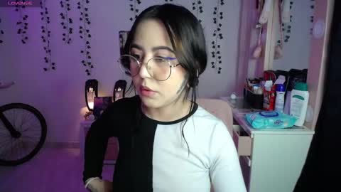 Iris  online show from 11/27/25, 04:58