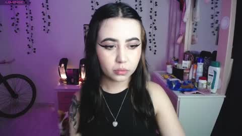 Iris  online show from 01/18/26, 07:34