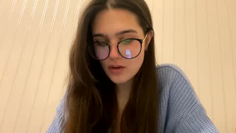 irisss31 online show from 03/07/25, 06:33