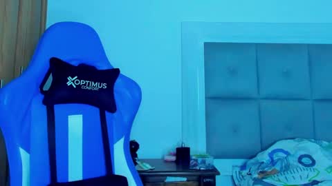 Iron online show from 01/31/25, 01:22