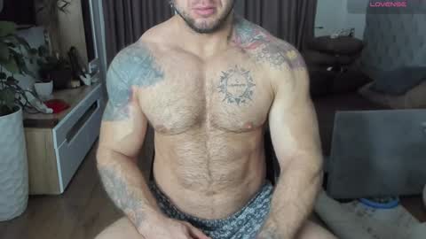 Snapshot of ironhulk22 chatting on 01/05/25, 07:17 ironhulk22 online show from 01/05/25, 07:17