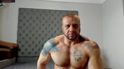 ironhulk22 online show from 05/16/26, 10:47