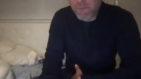 here to pleaz online show from 02/16/25, 10:54