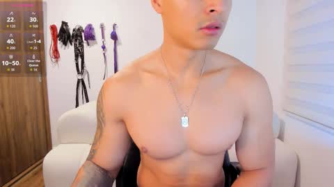 Snapshot of irvinepassion chatting on 02/05/26, 11:04 WILL ANDREW online show from 02/05/26, 11:04