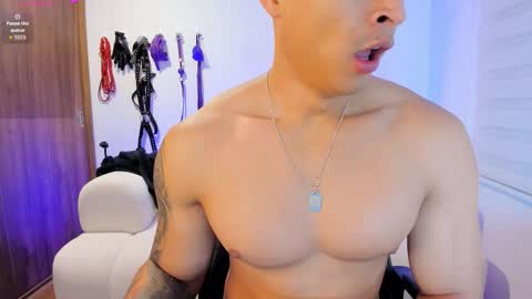 Snapshot of irvinepassion chatting on 02/12/26, 09:48 WILL ANDREW online show from 02/12/26, 09:48