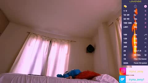 Snapshot of iryna_zeny chatting on 02/25/25, 06:31 Yuliana help me to get 100 thumbs up please  online show from 02/25/25, 06:31