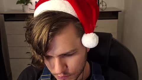 Jess online show from 12/22/24, 12:17