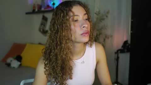 isa_____ online show from 11/22/25, 02:54