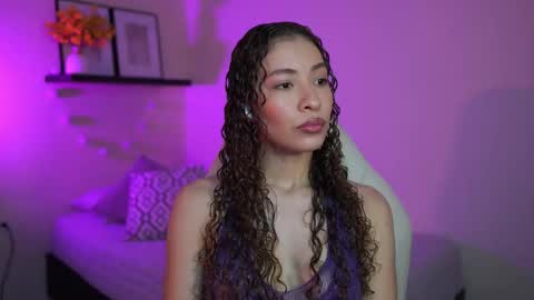 isa_____ online show from 02/17/26, 01:35