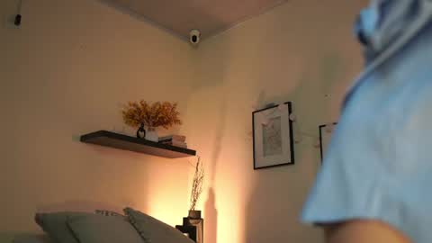 Snapshot of isa_____ chatting on 07/02/26, 03:23 isa_____ online show from 07/02/26, 03:23