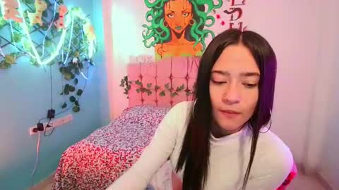 isa__rodriguez online show from 07/06/26, 11:29