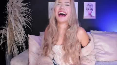 Isa Cortes  online show from 05/04/26, 02:46