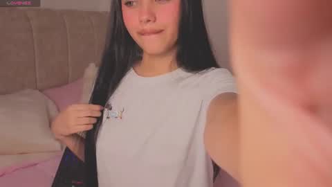 Snapshot of isa_dolly chatting on 06/11/26, 11:03 Isa Dolly online show from 06/11/26, 11:03