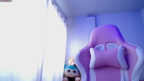 Isabella  online show from 02/22/25, 04:30