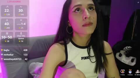 Snapshot of isa_hall chatting on 06/17/26, 10:54 Isabella Hall online show from 06/17/26, 10:54