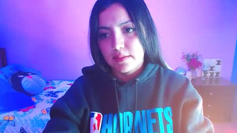 isa_jones1 online show from 10/14/25, 03:40