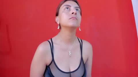 Isabella online show from 02/22/25, 12:19