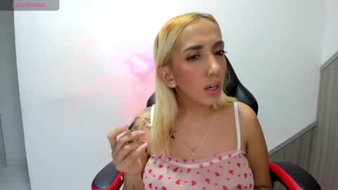 isa_klein online show from 02/24/26, 06:00