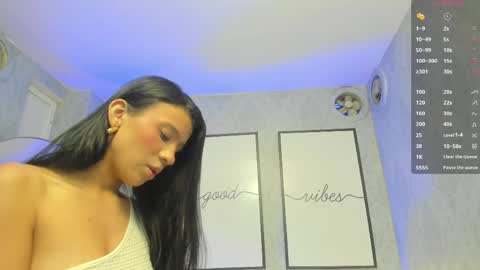    online show from 04/17/26, 10:18