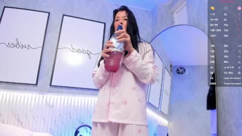 Snapshot of isa_little4u chatting on 05/18/26, 10:21 online show from 05/18/26, 10:21