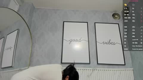 Snapshot of isa_little4u chatting on 06/24/26, 10:14 online show from 06/24/26, 10:14