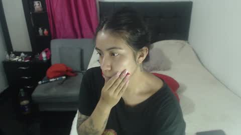 Snapshot of isa_mey chatting on 12/09/24, 12:23 Isa online show from 12/09/24, 12:23