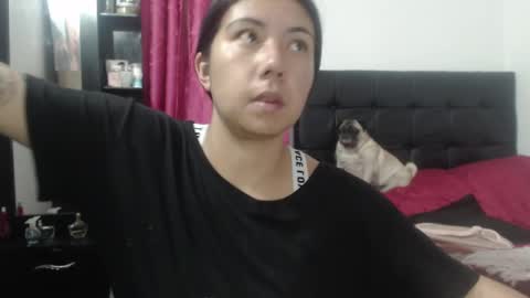 Snapshot of isa_mey chatting on 01/10/25, 02:35 Isa online show from 01/10/25, 02:35