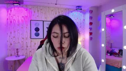 Snapshot of isa_reel chatting on 01/14/25, 10:06 ISA online show from 01/14/25, 10:06