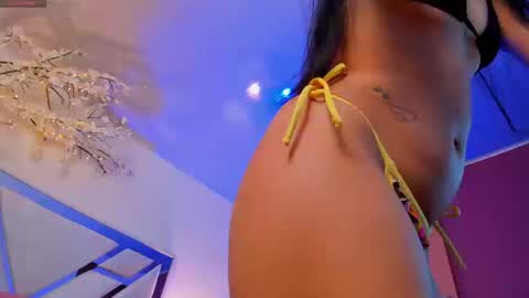 Snapshot of isa_rouse__ chatting on 09/20/25, 04:08 ISA ROUSE online show from 09/20/25, 04:08