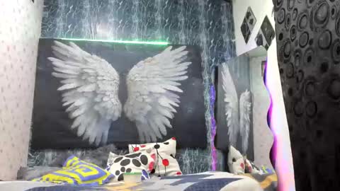 isa_x18 online show from 04/23/26, 08:13