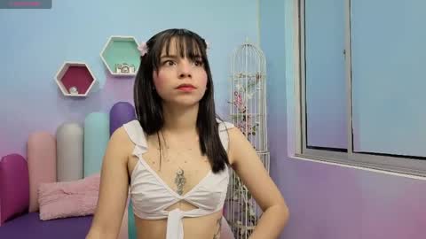 Isaa Skinny  online show from 05/04/26, 03:13