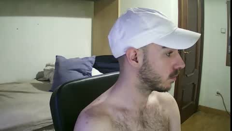 Isaac99c online show from 03/11/25, 05:57