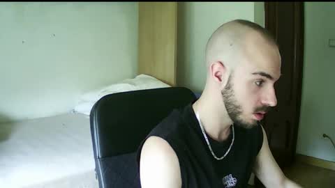 Isaac99c online show from 09/19/25, 12:17