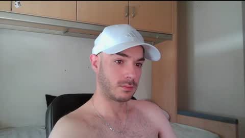 Isaac99c online show from 07/11/26, 01:36